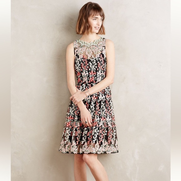 Anthropologie HD in Paris Embroidered Emilia Dress - Size 0 - Picture 1 of 8
